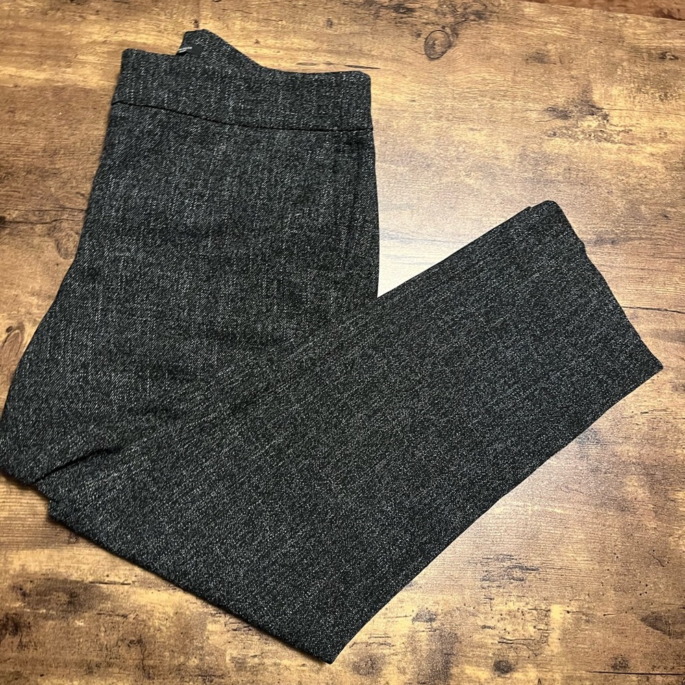Ann Taylor Factory charcoal grey ankle pants size 6